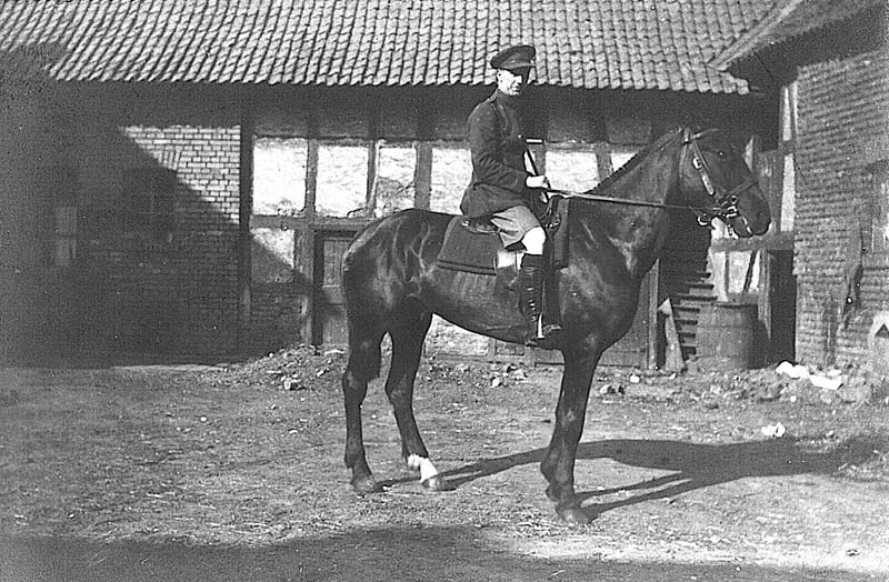 WW1- Postcards & Photographs Gallery