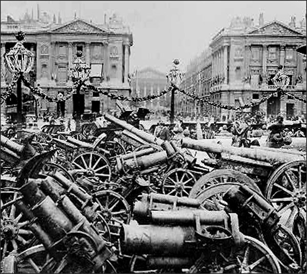 Captured German guns, Place de la Concorde, Paris, France