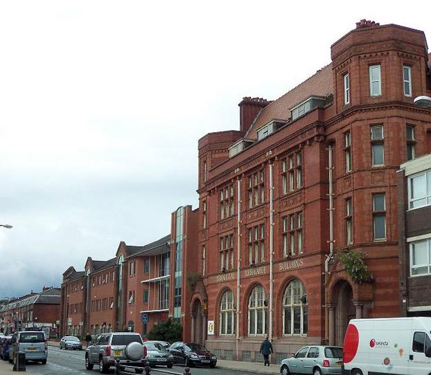 Union Street, Oldham (HSBC Bank on corner)