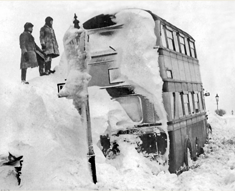CBU 208 in Snow, 1947